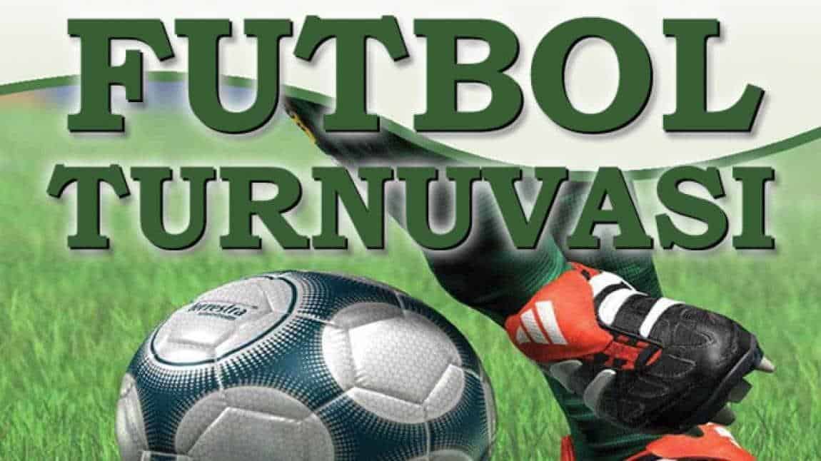 Okulumuzda Kızlar ve Erkekler Arasında Futbol Turnuvası Yapıldı